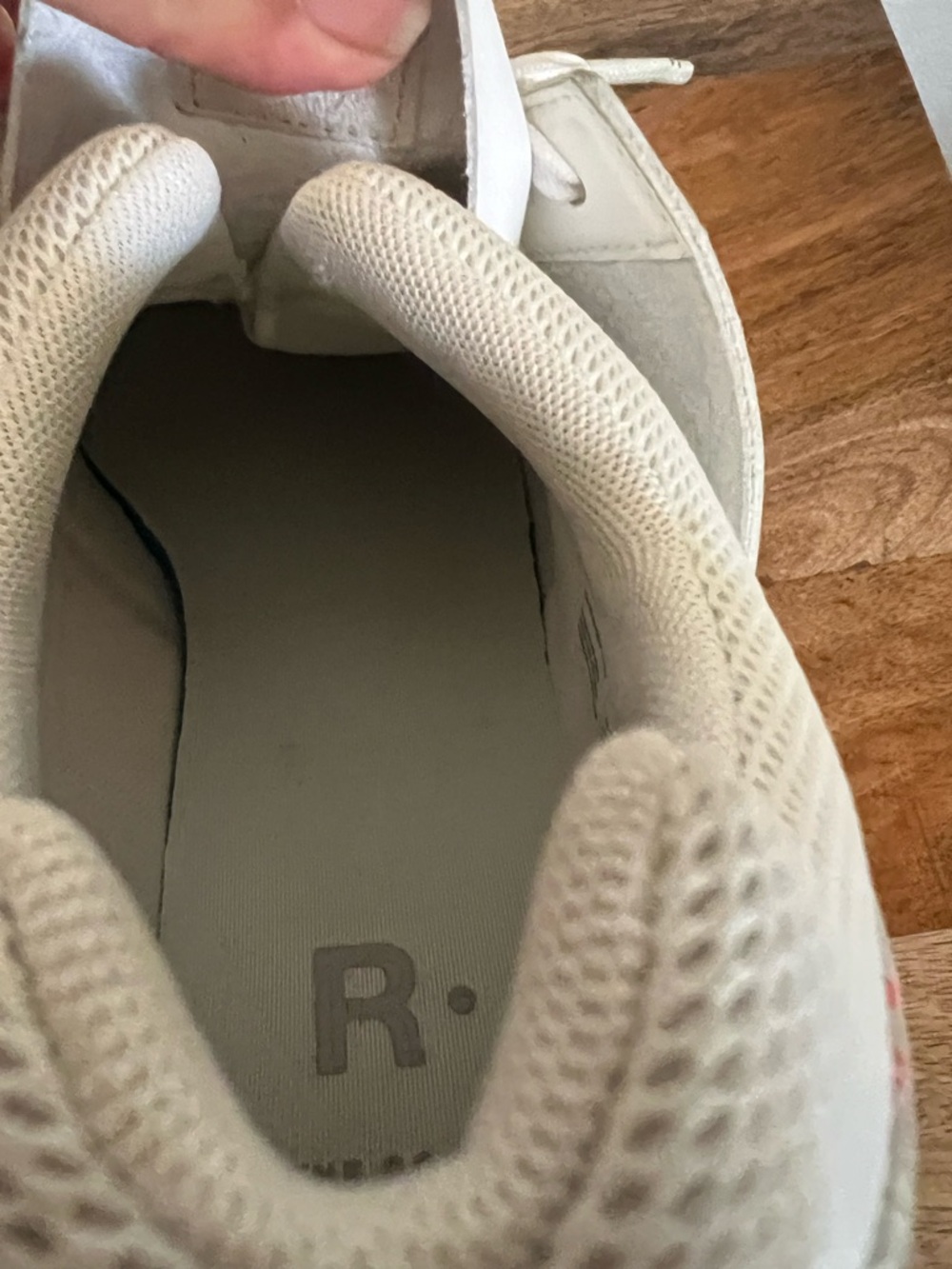 On Running Men's The Roger Clubhouse Tennis Shoes All White US 12.5 - Picture 13 of 14
